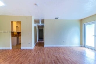 1265 NE 142nd St in North Miami, FL - Building Photo - Building Photo