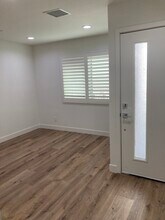 648 N Serrano Ave, Unit 648 in Los Angeles, CA - Foto de edificio - Building Photo