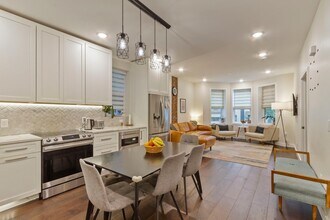 431 Gregory Ave in Weehawken, NJ - Building Photo - Building Photo