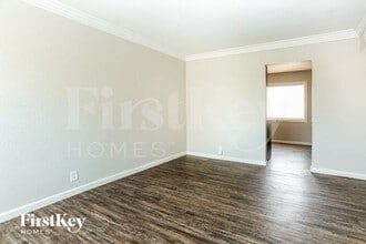 1904 Carver Ave in North Las Vegas, NV - Foto de edificio - Building Photo