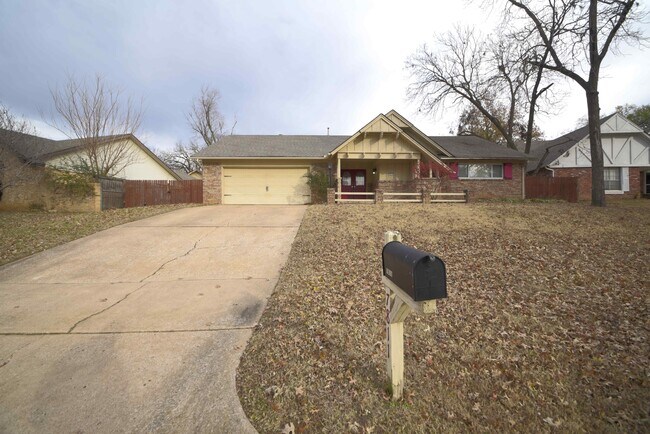 7811 South College Ave E in Tulsa, OK - Building Photo - Building Photo