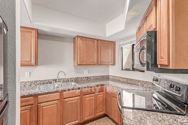 property at 835 N Granite Reef Rd