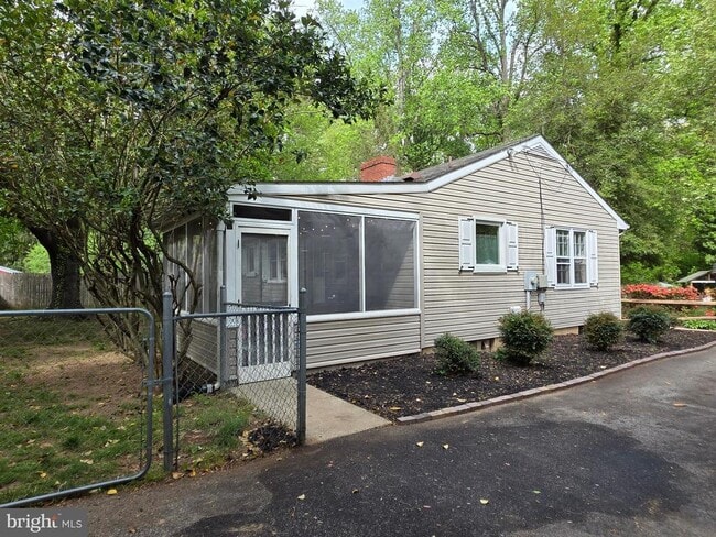 4 Carolee Dr in Dover, DE - Building Photo - Building Photo