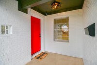 9914 Pine Lake Dr in Houston, TX - Building Photo - Building Photo