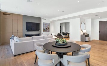 5000 Camelback Ridge Rd in Scottsdale, AZ - Building Photo - Building Photo