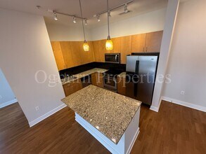 810 W 4th St in Winston-Salem, NC - Building Photo - Building Photo