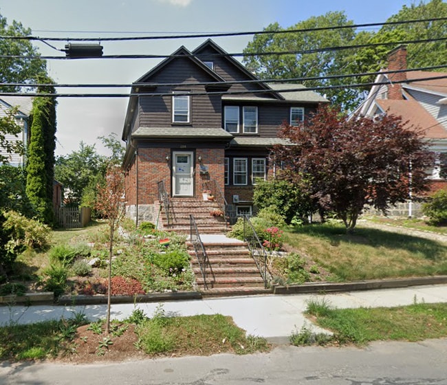 203 Ellery Ct