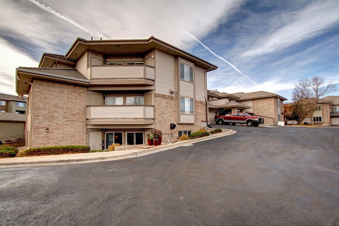 940 E Plum Creek Pkwy in Castle Rock, CO - Building Photo