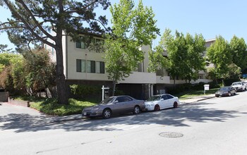 Rivertree Condominiums in San Mateo, CA - Building Photo - Building Photo