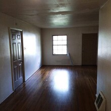 154 Cameron Rd in St. Louis, MO - Building Photo - Building Photo