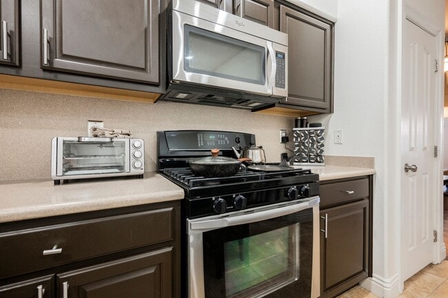 5386 Blue Oat Ave in Las Vegas, NV - Building Photo - Building Photo