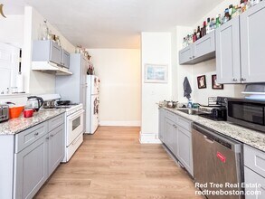 12 Glenville Ave, Unit 1 in Boston, MA - Building Photo - Building Photo