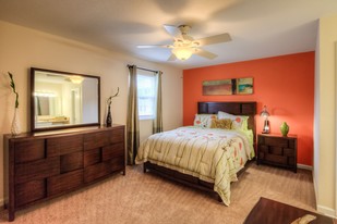 501 Towns Apartments