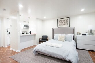 1712 Johnson Ave NW in Washington, DC - Building Photo - Building Photo