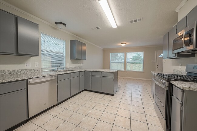property at 17523 Coventry Oaks Dr