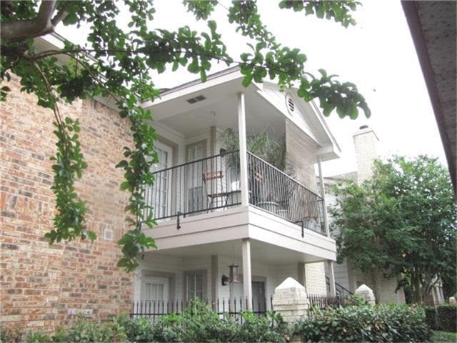 property at 2121 Hepburn St