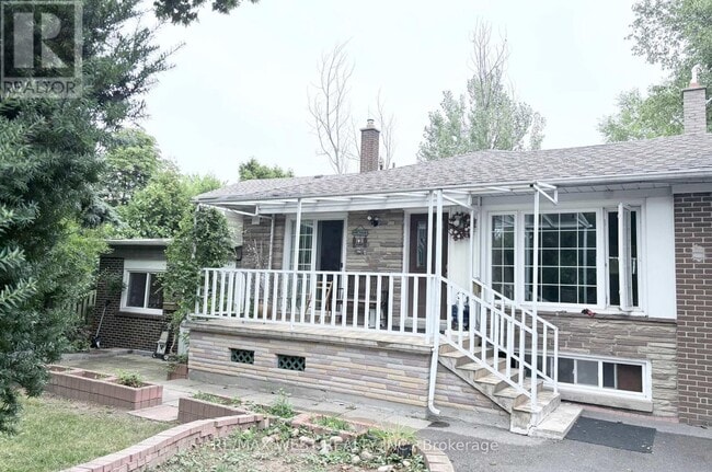 property at 63 Summerside Crescent