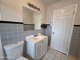 1 George St in Jamesburg, NJ - Building Photo