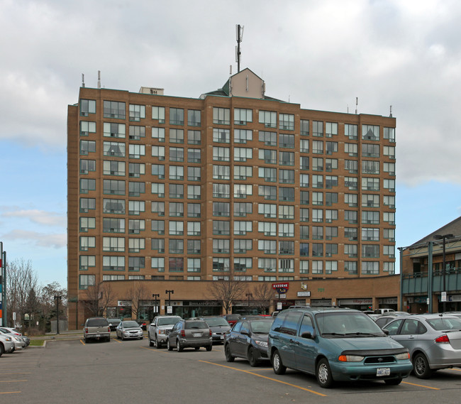 Waldorf Condominiums in Whitby, ON - Building Photo - Building Photo