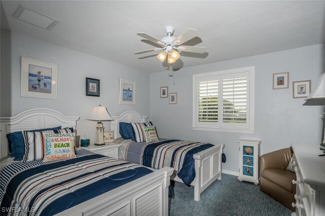 property at 27581 Hacienda E Blvd