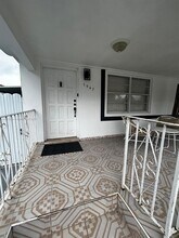 1947 NW 33rd St in Miami, FL - Building Photo - Building Photo