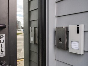 5528 W Gettysburg St, Unit 1 in Chicago, IL - Building Photo - Building Photo