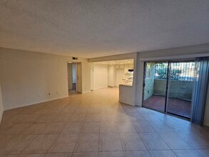 9634 Park St in Bellflower, CA - Building Photo - Building Photo