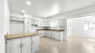 501 E Matz Ave, Unit 2 in Harlingen, TX - Building Photo - Building Photo