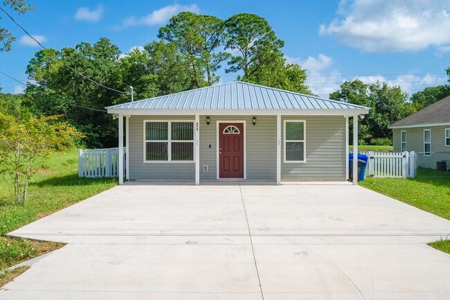 874 Ervin St in St. Augustine, FL - Building Photo - Building Photo