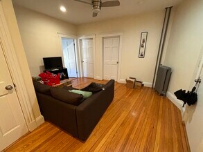 6 Sutherland Rd, Unit 31 in Boston, MA - Foto de edificio - Building Photo
