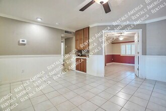 4527 W Ruth Ave in Glendale, AZ - Building Photo - Building Photo