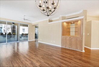 3910 Windward Passage Cir in Bonita Springs, FL - Building Photo - Building Photo