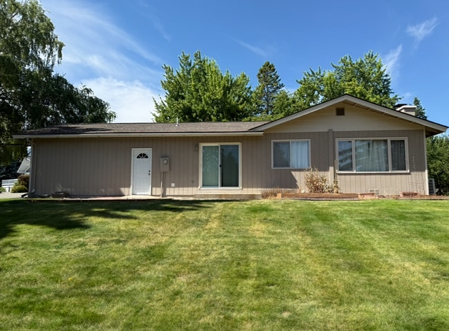 175 Mission View Dr in Lakeside, MT - Building Photo - Building Photo