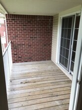 26905 Carrington Pl in Harrison Township, MI - Foto de edificio - Building Photo