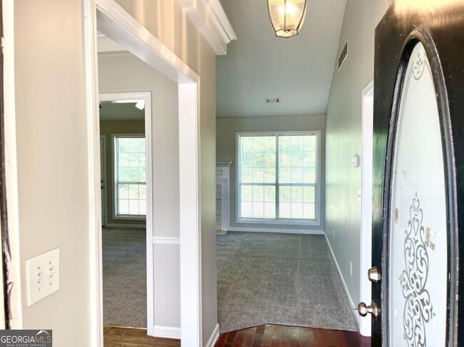 70 Nicole Ct in Covington, GA - Building Photo - Building Photo