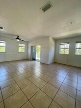 8620 NW 97th Ave in Medley, FL - Building Photo - Building Photo