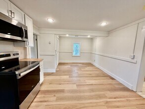 122 N Roosevelt St in Bloomington, IN - Building Photo - Building Photo