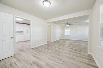 2511 Evergreen Dr in Houston, TX - Building Photo - Building Photo