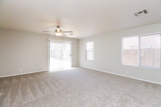 2463 E Sheffield Ave in Gilbert, AZ - Building Photo - Building Photo