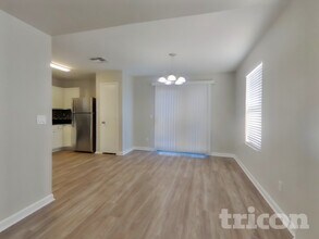 15612 W Port Au Prince Ln in Surprise, AZ - Building Photo - Building Photo