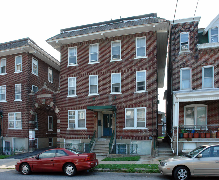 1018A S Hall St in Allentown, PA - Building Photo