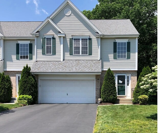 property at 18 Cobblestone Court