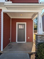 222 Keaton Ct in Spartanburg, SC - Building Photo