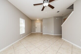 1121 Seminole Sky Dr in Ruskin, FL - Building Photo - Building Photo