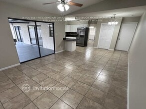 1204 Letona Ln in Valrico, FL - Foto de edificio - Building Photo