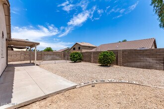 16455 N 137th Dr in Surprise, AZ - Foto de edificio - Building Photo