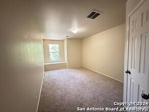 107 Gazelle Hunt in San Antonio, TX - Building Photo - Building Photo