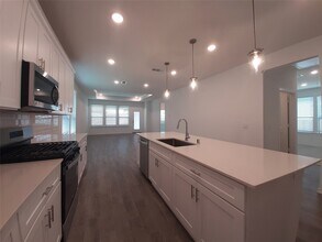 16026 Tangled Vine Ln in Conroe, TX - Building Photo - Building Photo
