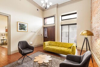 30 Baronne St-Unit -ID1267004P in New Orleans, LA - Building Photo - Building Photo