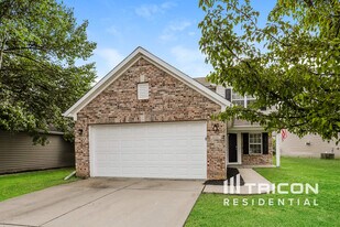 8146 Birchfield Dr in Indianapolis, IN - Building Photo